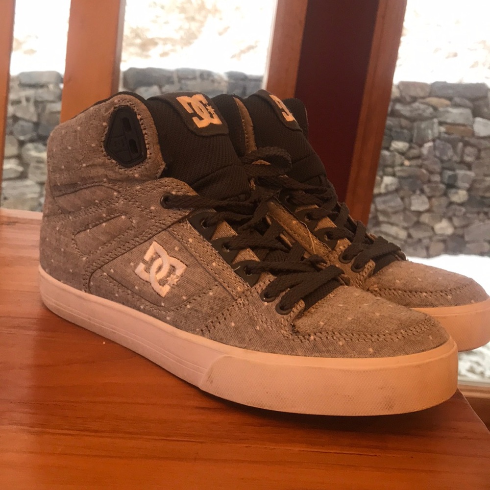 DC sneakers